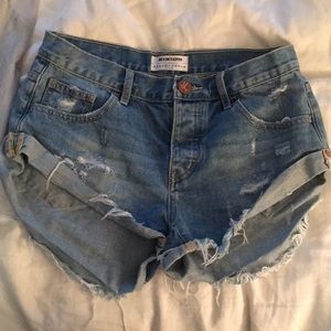 Jean shorts brand similar to American eagle!